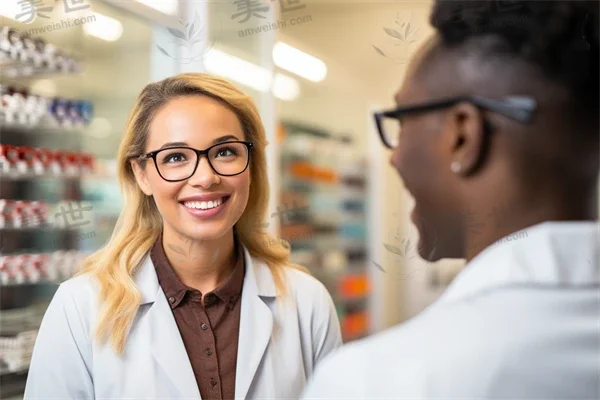 南阳尖峰眼科医院预约挂号，邵鸿展医生全飞秒激光手术仅需14800元，专業技术值得信赖。