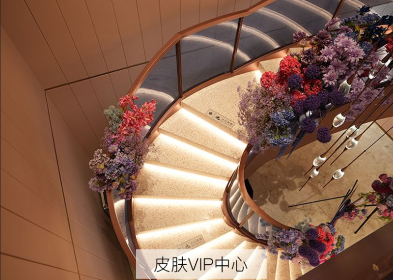 成都华美紫馨郁梅抗衰日记：眼周紧致不下垂，下颌线清晰法令纹变淡太显嫩