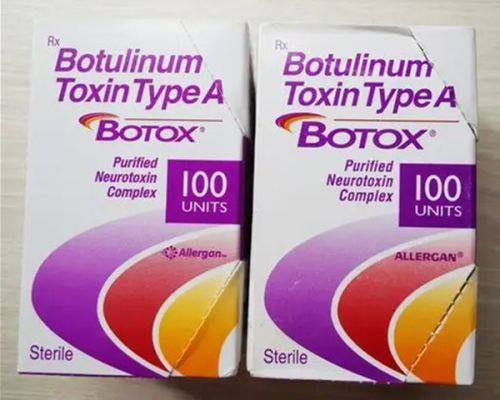 二、新生凹陷疤痕：去疤膏是有效的辅助修复工具