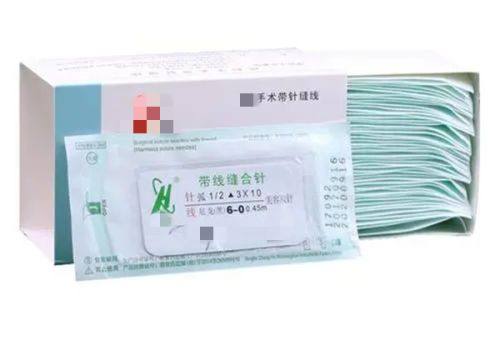 二、宝宝刚睡醒是双眼皮是不是长大就是双眼皮