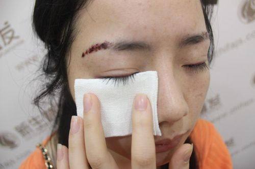 枣庄胡乐祥医疗美容预约挂号方式：