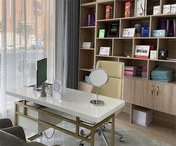 郑州建中植发马昌盛的正确预约方式：直接联系机构更靠谱