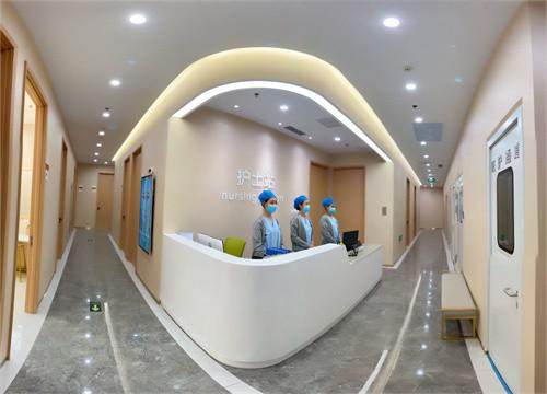 北京蕾士悦容史密斯·里德医生：多维度毛发美学设计，适配个人魅力