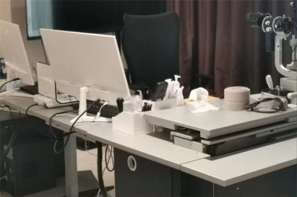 南京维视OK镜全套检查193元起，专业验光适配8-18岁青少年近视矫正