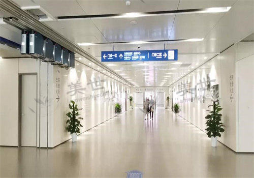 南京鼓楼医院眼科好在技术特色.jpg