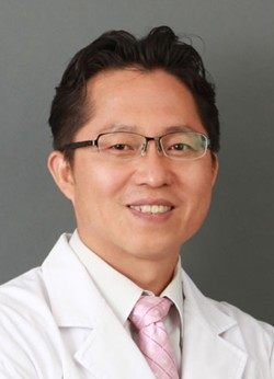 成都天使之翼医学美容医院张成英，专业正品舒敏养护+碧萃诗全面部皮肤美容项目800元起